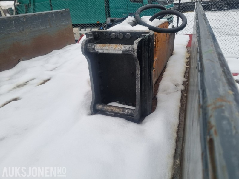 2004 D&A 220V pigghammer S60 feste - Навесное оборудование для Строительной техники: фото 5 2004 D&A 220V pigghammer S60 feste - Навесное оборудование для Строительной техники: фото 5