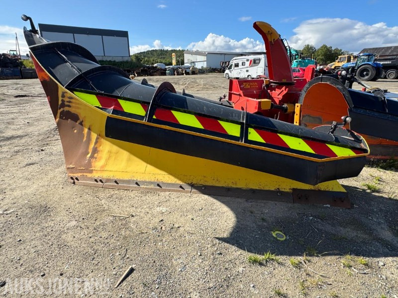 2009 GMI HDA280S Diagonalplog - Навесное оборудование для Строительной техники: фото 1 2009 GMI HDA280S Diagonalplog - Навесное оборудование для Строительной техники: фото 1