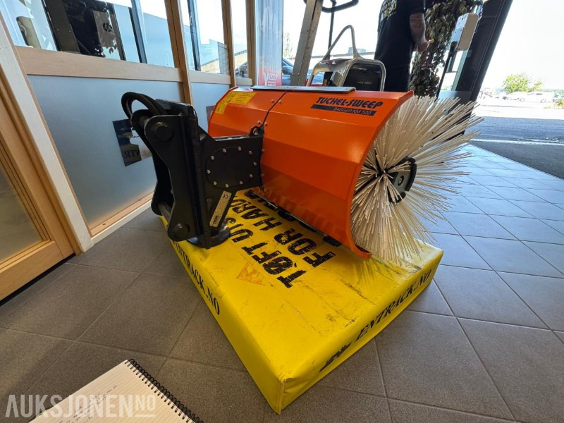 2023 Tuchel-Sweep Bagger KM 520 – feiebørste for gravemaskin, 120 cm, S40-feste - Навесное оборудование для Строительной техники: фото 1 2023 Tuchel-Sweep Bagger KM 520 – feiebørste for gravemaskin, 120 cm, S40-feste - Навесное оборудование для Строительной техники: фото 1