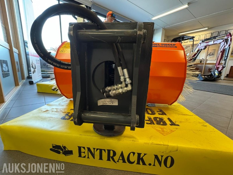 2023 Tuchel-Sweep Bagger KM 520 – feiebørste for gravemaskin, 120 cm, S40-feste - Навесное оборудование для Строительной техники: фото 2 2023 Tuchel-Sweep Bagger KM 520 – feiebørste for gravemaskin, 120 cm, S40-feste - Навесное оборудование для Строительной техники: фото 2