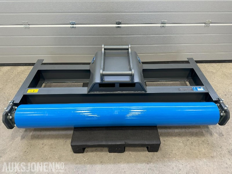 UBRUKT GA Avrettningsbjelke med rull S50, 2000mm Ø220mm - Навесное оборудование для Строительной техники: фото 2 UBRUKT GA Avrettningsbjelke med rull S50, 2000mm Ø220mm - Навесное оборудование для Строительной техники: фото 2