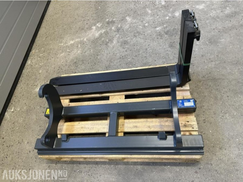 Навесное оборудование для Строительной техники UBRUKT GA Pallegaffel 1200x1200, 2,5t, L30 feste: фото 1