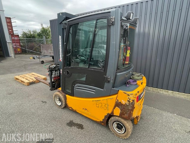 2012 Jungheinrich EFG 320 EL.Truck - Ravas vekt - 7 m. løftehøyde - 2 tonn løftekapasitet - 4812 timer. - Погрузочно-разгрузочная техника: фото 3 2012 Jungheinrich EFG 320 EL.Truck - Ravas vekt - 7 m. løftehøyde - 2 tonn løftekapasitet - 4812 timer. - Погрузочно-разгрузочная техника: фото 3