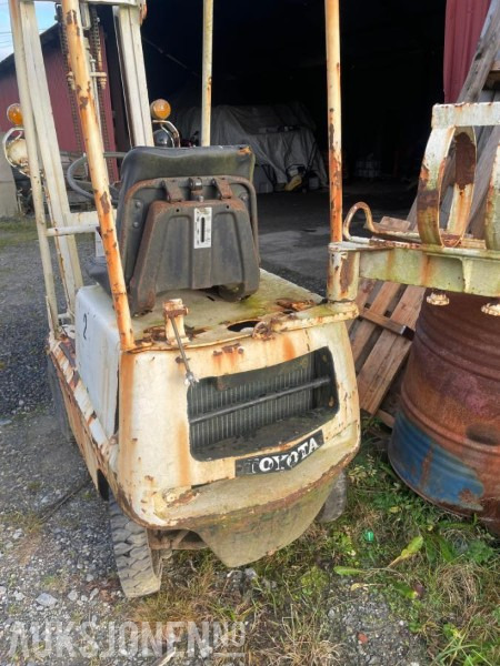 Gasstruck - Toyota Truck - Погрузочно-разгрузочная техника: фото 4 Gasstruck - Toyota Truck - Погрузочно-разгрузочная техника: фото 4