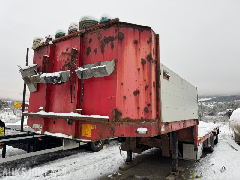 2005 Hrd 2-Akslet Semitrailer uttskyt bak og kile for tvangsstyring - Прицеп: фото 1 2005 Hrd 2-Akslet Semitrailer uttskyt bak og kile for tvangsstyring - Прицеп: фото 1