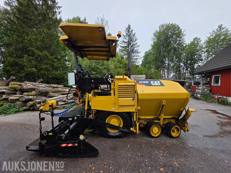 2015 Cat Utlegger AP300D - Vibrasjonsscreed - Hydraulisk løft av mateskruer - Overhalt strømgenerator - Промышленное оборудование: фото 5 2015 Cat Utlegger AP300D - Vibrasjonsscreed - Hydraulisk løft av mateskruer - Overhalt strømgenerator - Промышленное оборудование: фото 5