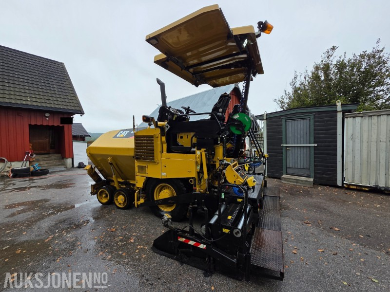 2015 Cat Utlegger AP300D - Vibrasjonsscreed - Hydraulisk løft av mateskruer - Overhalt strømgenerator - Промышленное оборудование: фото 3 2015 Cat Utlegger AP300D - Vibrasjonsscreed - Hydraulisk løft av mateskruer - Overhalt strømgenerator - Промышленное оборудование: фото 3