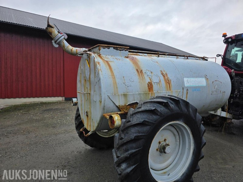 1995 Vannvogn 6000liter til traktor - Сельскохозяйственная техника: фото 3 1995 Vannvogn 6000liter til traktor - Сельскохозяйственная техника: фото 3