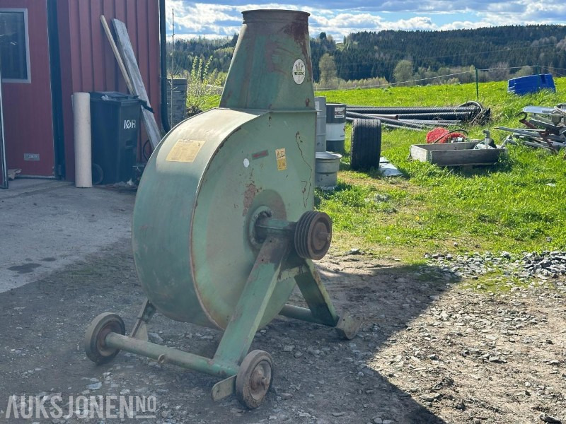 2001 Neuero AG 30 Kornblåser / Vifte - Сельскохозяйственная техника: фото 1 2001 Neuero AG 30 Kornblåser / Vifte - Сельскохозяйственная техника: фото 1