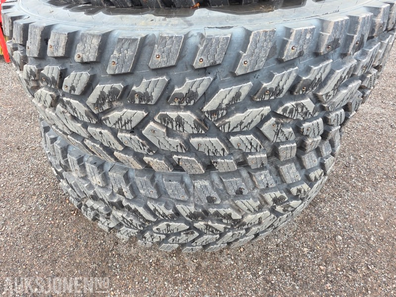 4 stk Traktordekk til New Holland - Сельскохозяйственная техника: фото 2 4 stk Traktordekk til New Holland - Сельскохозяйственная техника: фото 2