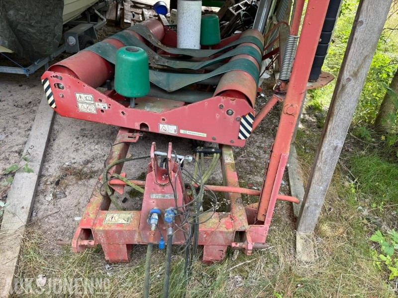 Kverneland UN 7554 Rundballepakker REP OBJEKT - Сельскохозяйственная техника: фото 4 Kverneland UN 7554 Rundballepakker REP OBJEKT - Сельскохозяйственная техника: фото 4