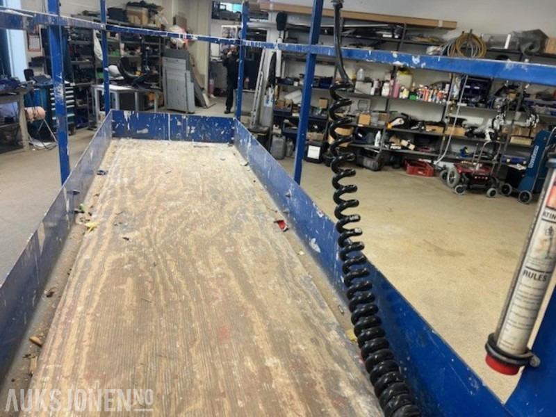 UP Right SL 20 Arbeidsplatform - Подъёмник: фото 3 UP Right SL 20 Arbeidsplatform - Подъёмник: фото 3