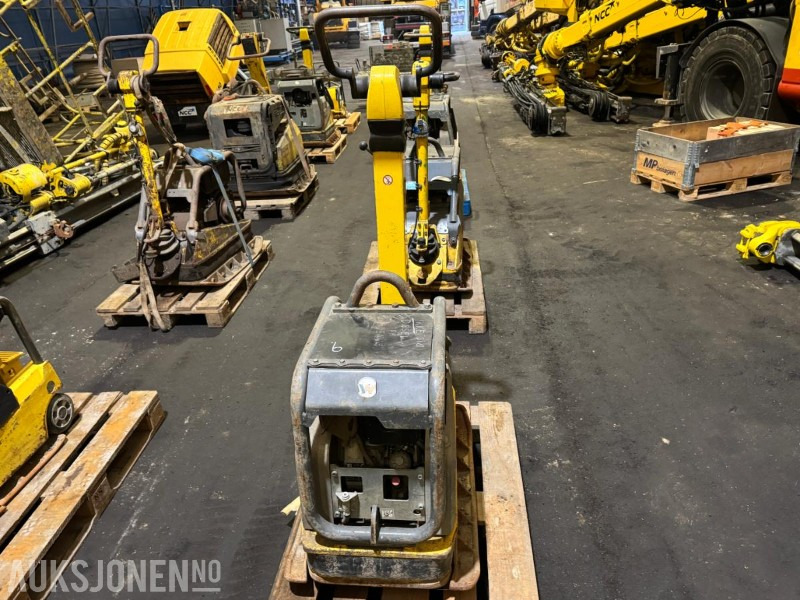 Wacker Neuson DPU 5545 vibroplate - Каток: фото 4 Wacker Neuson DPU 5545 vibroplate - Каток: фото 4