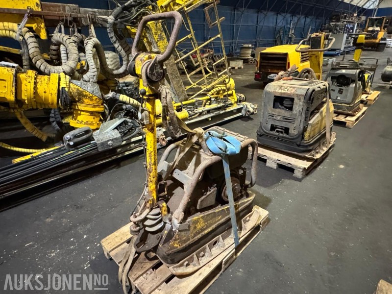 Wacker Neuson vibroplate - Каток: фото 5 Wacker Neuson vibroplate - Каток: фото 5