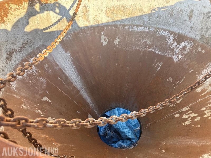 Wll 1500 liter betongtobb med kjettinger - Строительное оборудование: фото 3 Wll 1500 liter betongtobb med kjettinger - Строительное оборудование: фото 3