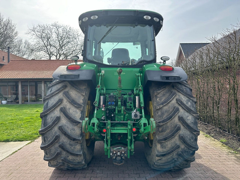 John Deere 8335R - Трактор: фото 4 John Deere 8335R - Трактор: фото 4