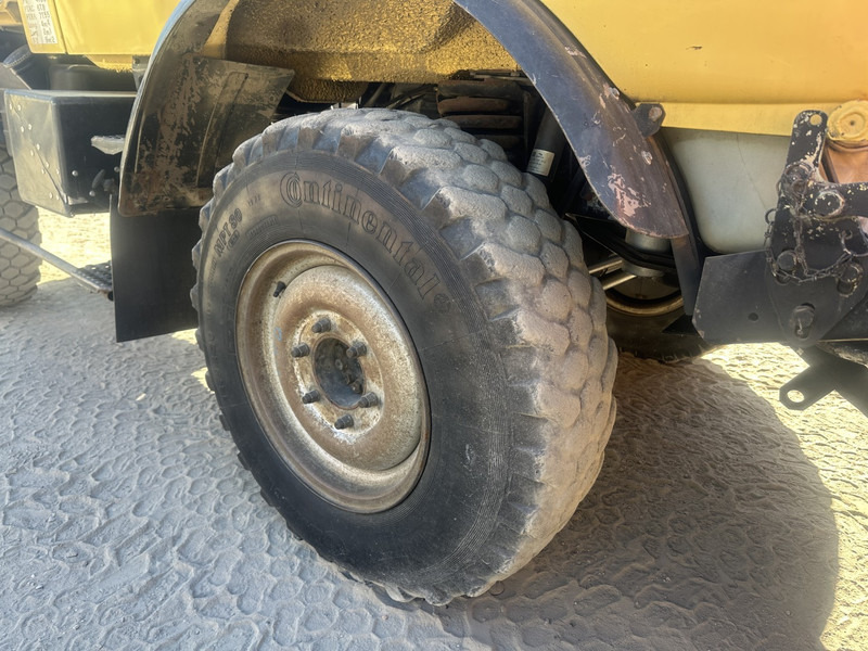 Снегоуборочная машина Mercedes-Benz Unimog U 1000 32.883km // ORIGINAL MILEAGE: фото 10