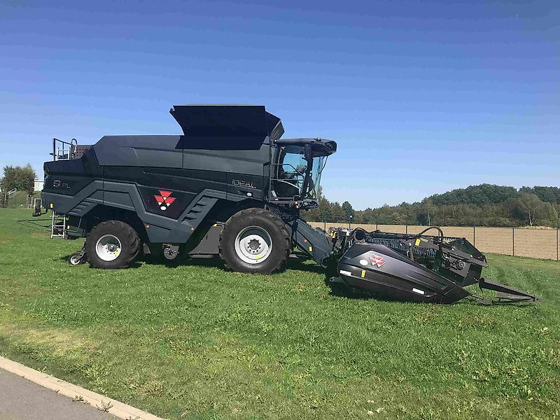Massey Ferguson IDEAL 8 PL - Зерноуборочный комбайн: фото 1 Massey Ferguson IDEAL 8 PL - Зерноуборочный комбайн: фото 1