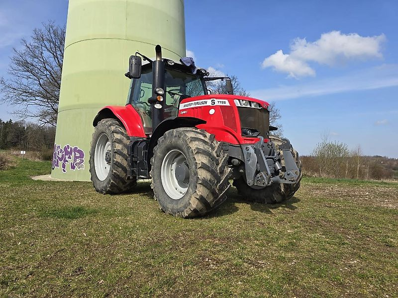 Massey Ferguson MF 7722 S Dyna-6 - Трактор: фото 3 Massey Ferguson MF 7722 S Dyna-6 - Трактор: фото 3