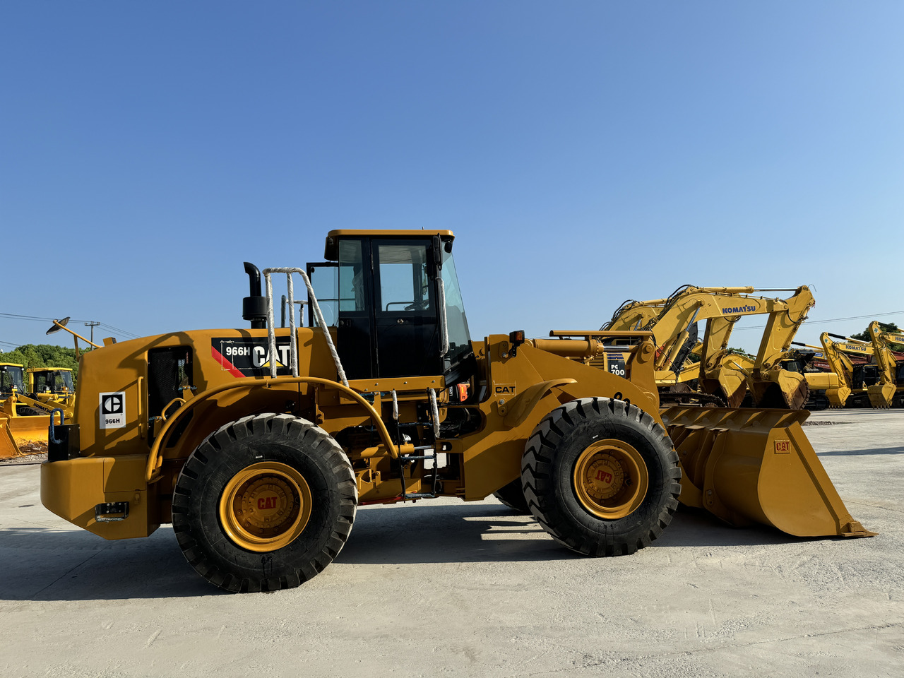 Caterpillar CAT 966 966H 966F 966G 6 Ton Wheel Loader and Similar Used Loaders 5 ton 6 Ton Are in Stock - Погрузчик: фото 2 Caterpillar CAT 966 966H 966F 966G 6 Ton Wheel Loader and Similar Used Loaders 5 ton 6 Ton Are in Stock - Погрузчик: фото 2