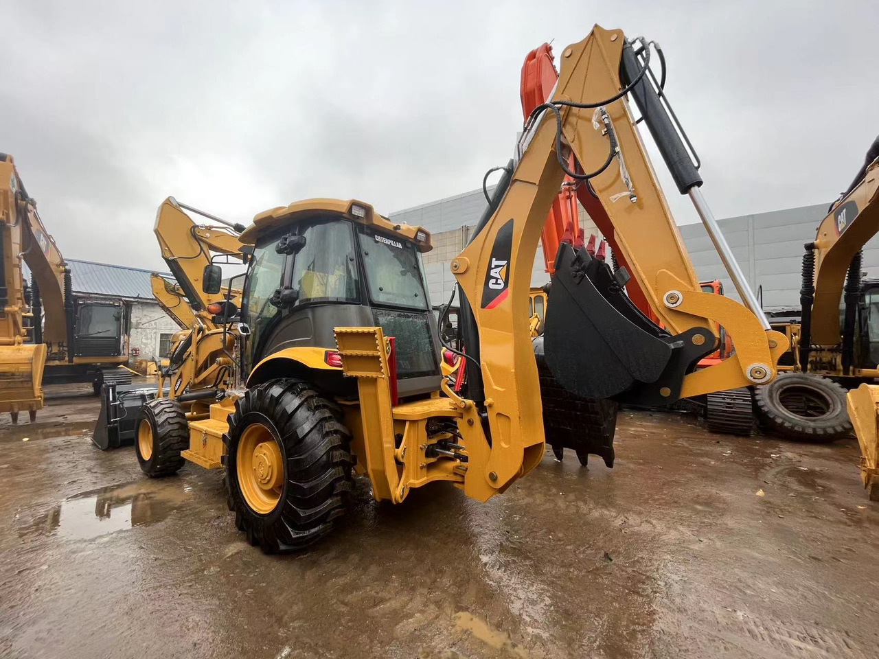 Caterpillar New Backhoe Loader 420F CAT Backhoe JCB 3CX 4CX on Sale - Экскаватор-погрузчик: фото 3 Caterpillar New Backhoe Loader 420F CAT Backhoe JCB 3CX 4CX on Sale - Экскаватор-погрузчик: фото 3