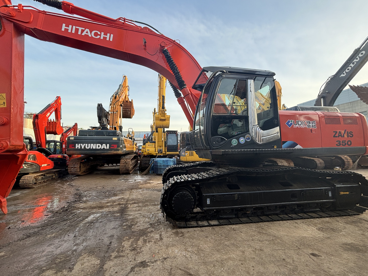 Hitachi ZX350 Used Excavator 35 Ton Crawler Hydraulic Secondhand Excavators Komatsu PC350 Caterpillar 336D2 Doosan DX300 dx420 Secondhand Excavators for Sale - Гусеничный экскаватор: фото 3 Hitachi ZX350 Used Excavator 35 Ton Crawler Hydraulic Secondhand Excavators Komatsu PC350 Caterpillar 336D2 Doosan DX300 dx420 Secondhand Excavators for Sale - Гусеничный экскаватор: фото 3