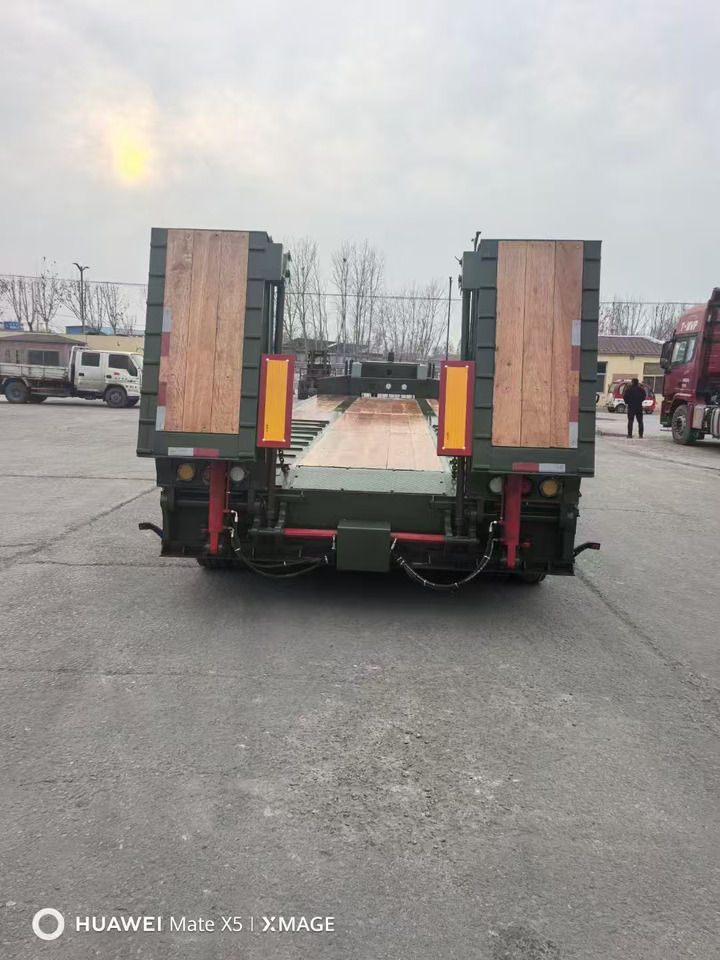 Новый Низкорамный полуприцеп ZHICHENG Semi Flat Bed Low Bed in New or Used with 3 Axles 4 Axles: фото 13