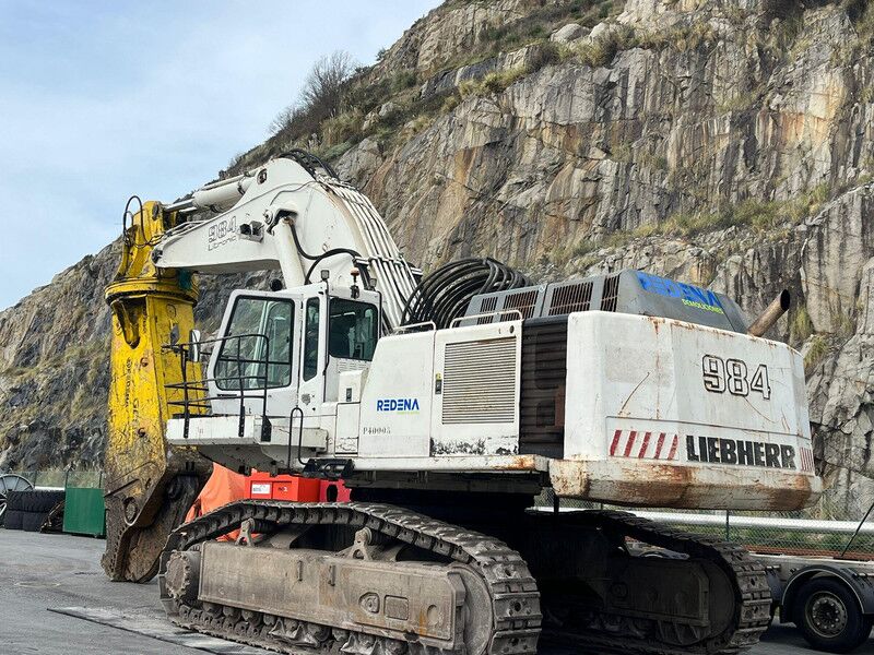 Liebherr R984C - Гусеничный экскаватор: фото 1 Liebherr R984C - Гусеничный экскаватор: фото 1