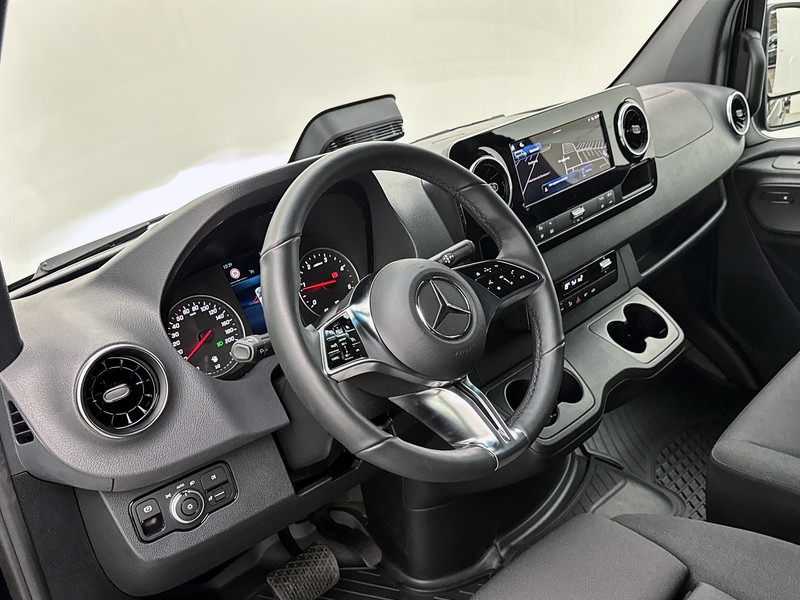 Mercedes-Benz Sprinter 317 1.9 CDI L2 Pro 3500kg trekhaak Navigatie Betimmering Camera + sensoren Stoel en stuurverwarming - Цельнометаллический фургон: фото 5 Mercedes-Benz Sprinter 317 1.9 CDI L2 Pro 3500kg trekhaak Navigatie Betimmering Camera + sensoren Stoel en stuurverwarming - Цельнометаллический фургон: фото 5