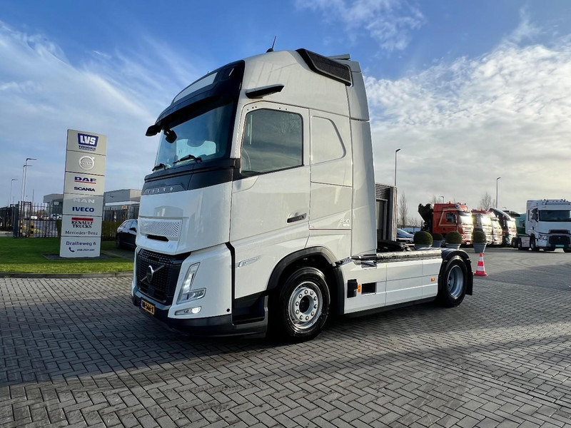 Volvo FH 460 4x2 trekker Aero / Globetrotter XL / Standclima - Тягач: фото 1 Volvo FH 460 4x2 trekker Aero / Globetrotter XL / Standclima - Тягач: фото 1