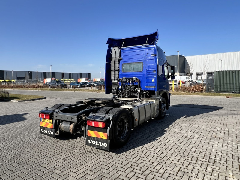 Volvo FM 370 4x2 trekker Globetrotter / Euro 5 /NEW TUV - Тягач: фото 5 Volvo FM 370 4x2 trekker Globetrotter / Euro 5 /NEW TUV - Тягач: фото 5