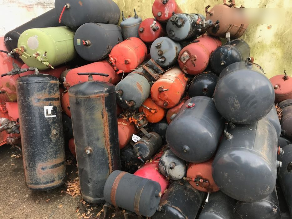 Butelii camion din dezmembrari DAF - Детали тормозной системы для Грузовиков: фото 1 Butelii camion din dezmembrari DAF - Детали тормозной системы для Грузовиков: фото 1