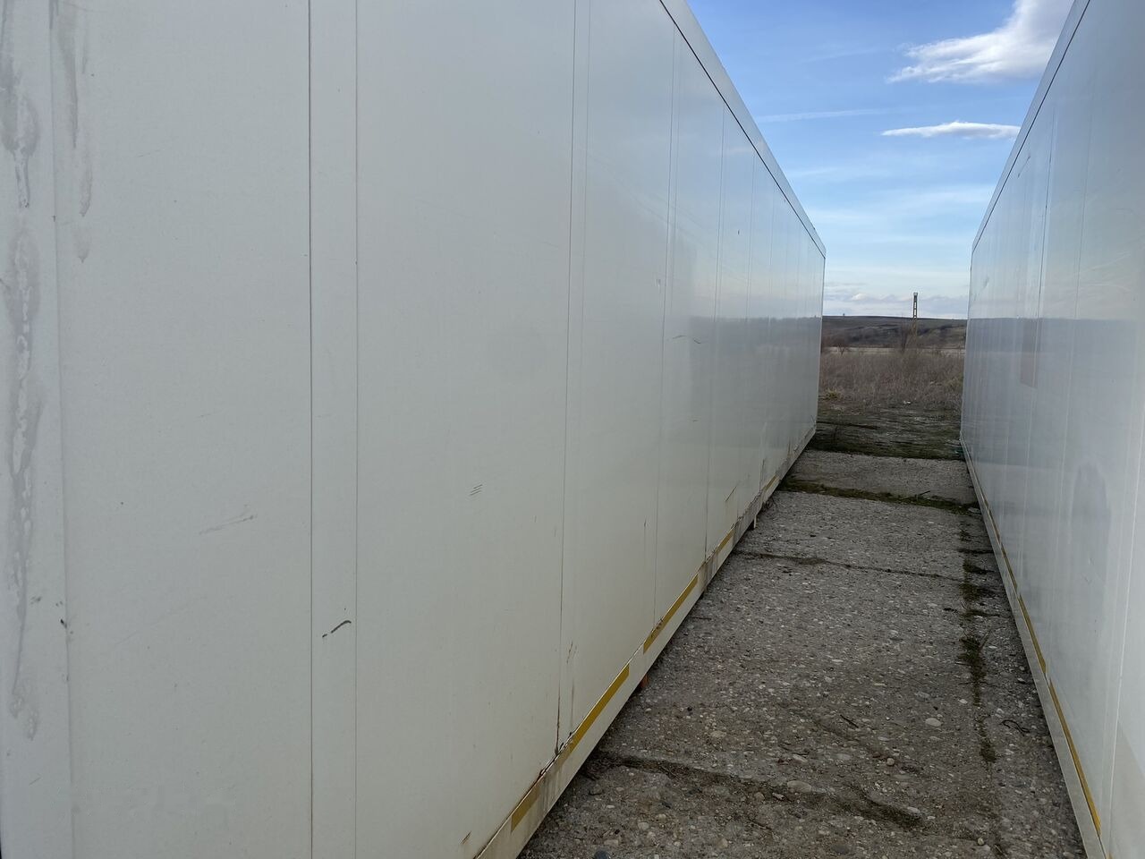 Carrier SCHMITZ CONTAINERE 13 m lungime IZOTERME din DEZMEMBRARI DE VANZ - Кузов-рефрижератор: фото 5 Carrier SCHMITZ CONTAINERE 13 m lungime IZOTERME din DEZMEMBRARI DE VANZ - Кузов-рефрижератор: фото 5