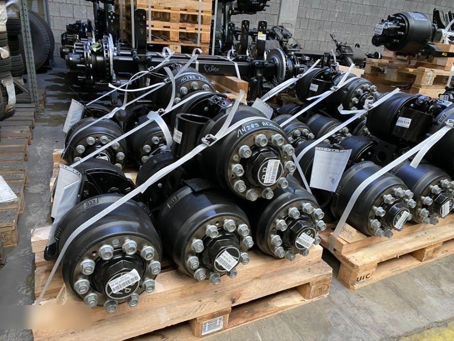 Kargomil Kempf Langendorf Marrel Meiller Schmitz Schwarzmuller Schmitz Cargobull - Ось и запчасти для Прицепов: фото 1 Kargomil Kempf Langendorf Marrel Meiller Schmitz Schwarzmuller Schmitz Cargobull - Ось и запчасти для Прицепов: фото 1