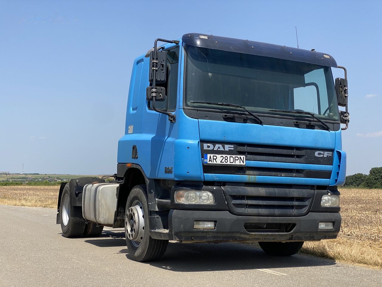 DAF CF 75 360 XF : EURO 3 RETARDER : 2001 : EXPORT Possible : Small - Тягач: фото 1 DAF CF 75 360 XF : EURO 3 RETARDER : 2001 : EXPORT Possible : Small - Тягач: фото 1