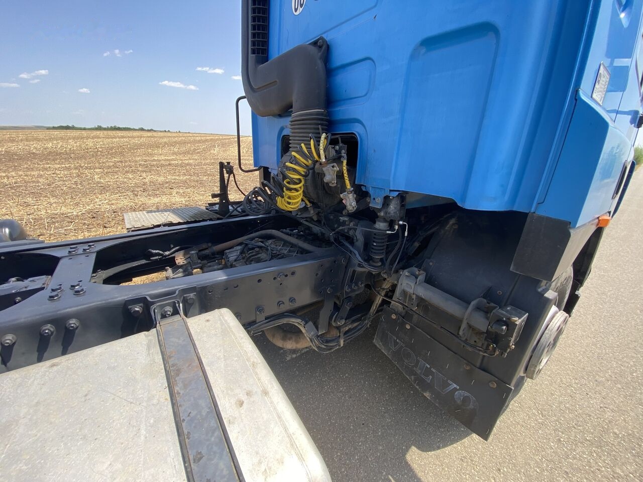 DAF CF 75 360 XF : EURO 3 RETARDER : 2001 : EXPORT Possible : Small - Тягач: фото 4 DAF CF 75 360 XF : EURO 3 RETARDER : 2001 : EXPORT Possible : Small - Тягач: фото 4