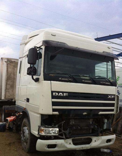 DAF XF 95 orice piesa - Тягач: фото 1 DAF XF 95 orice piesa - Тягач: фото 1