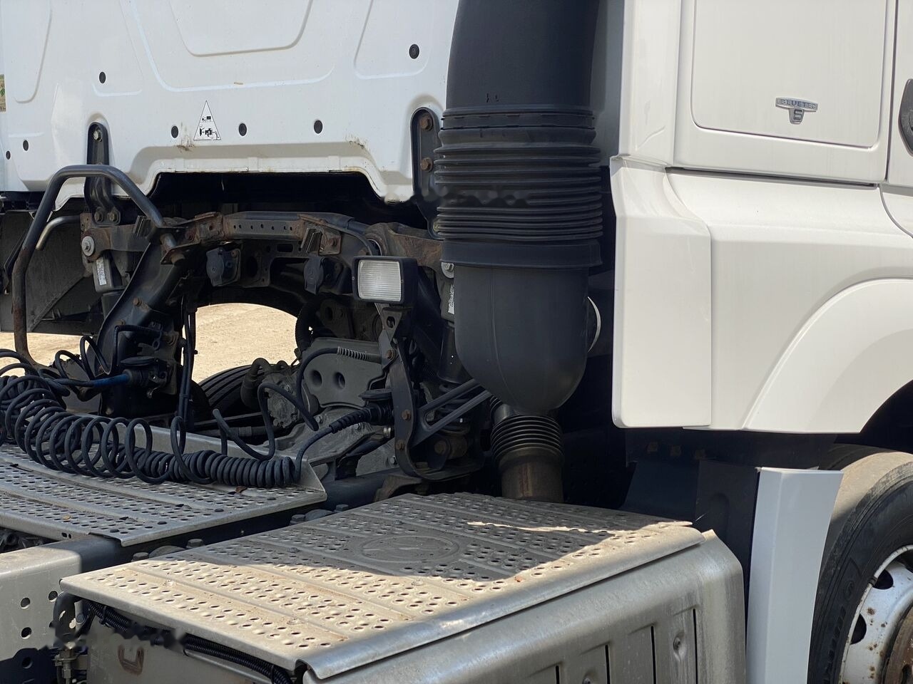 Mercedes-Benz ACTROS 1843 4x2 MP4 STANDARD / 650 km / 24% consumption / TOPPP - Тягач: фото 4 Mercedes-Benz ACTROS 1843 4x2 MP4 STANDARD / 650 km / 24% consumption / TOPPP - Тягач: фото 4