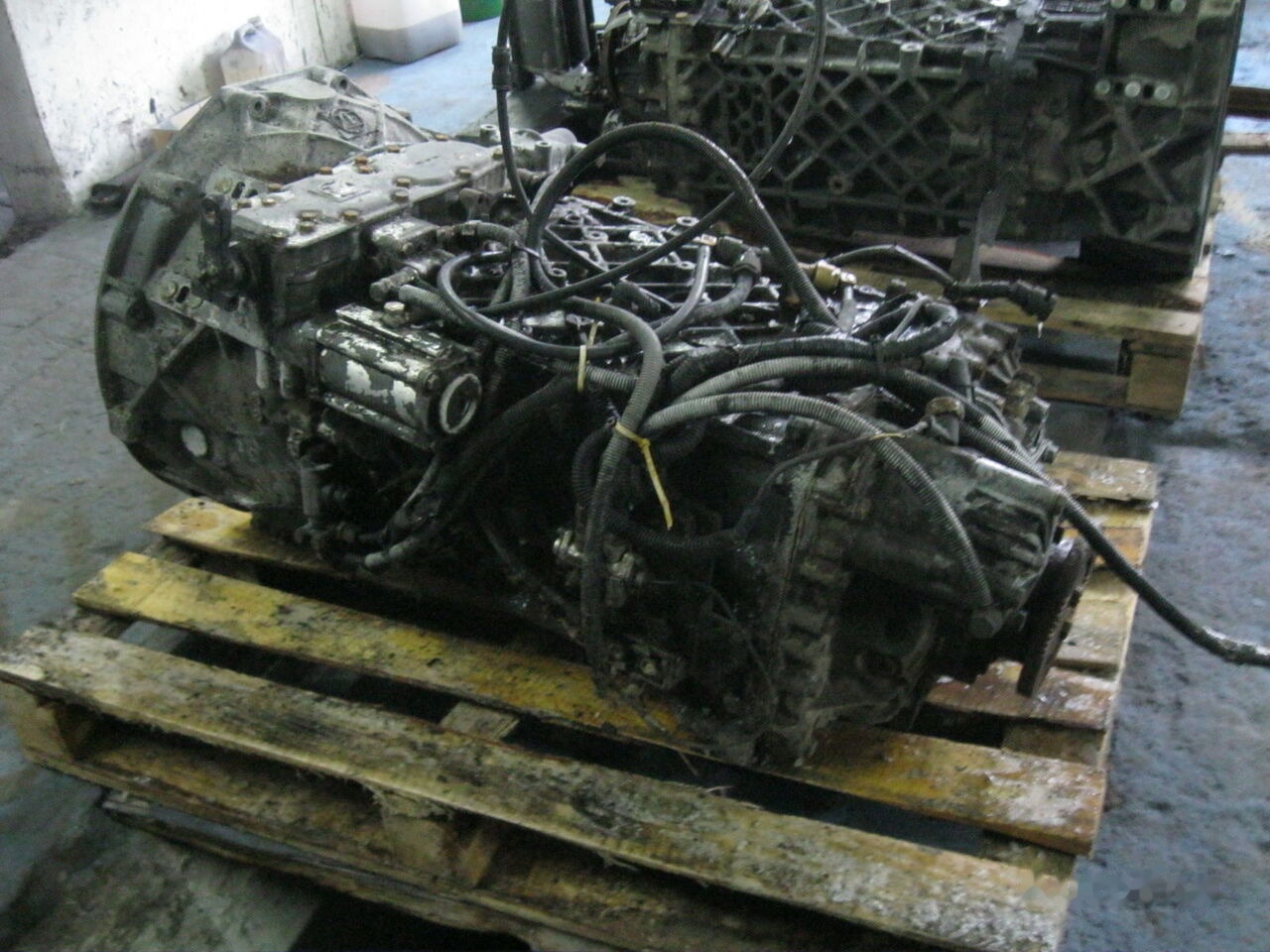 ZF 16S221 DAF XF 95 - Коробка передач для Грузовиков: фото 2 ZF 16S221 DAF XF 95 - Коробка передач для Грузовиков: фото 2