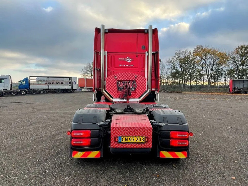 DAF XF 530 Twensteer Special interior. Full Air suspension Hydr. system - Тягач: фото 4 DAF XF 530 Twensteer Special interior. Full Air suspension Hydr. system - Тягач: фото 4