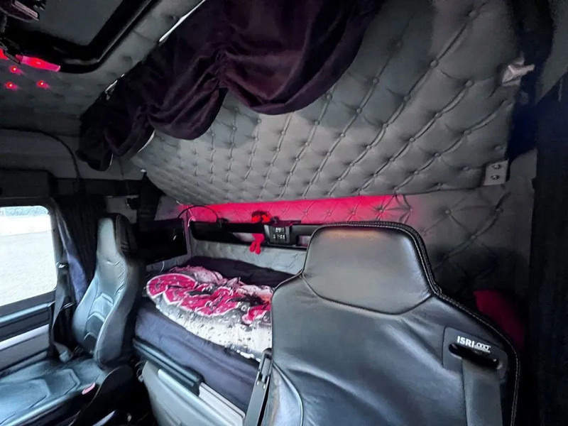 MAN TGX 26.510 2stk . Special interior. pusher 6x2/2. - Тягач: фото 3 MAN TGX 26.510 2stk . Special interior. pusher 6x2/2. - Тягач: фото 3