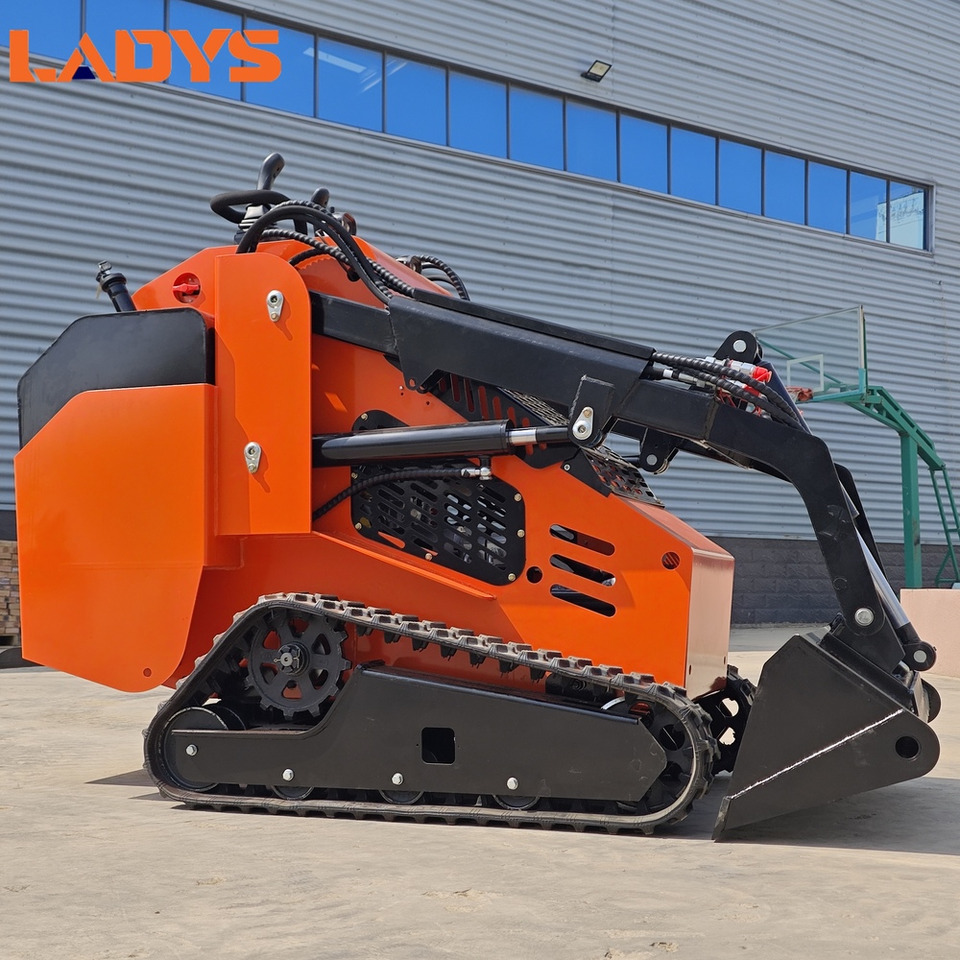 LADYS Free Shipping Mini Skid Steer Loader Compact Track Electric/Diesel Chinese Mini Skid Steer Loader For Sale With Mini Skid Steer Attachments 4 In 1 Bucket - Мини-погрузчик с бортовым поворотом: фото 2 LADYS Free Shipping Mini Skid Steer Loader Compact Track Electric/Diesel Chinese Mini Skid Steer Loader For Sale With Mini Skid Steer Attachments 4 In 1 Bucket - Мини-погрузчик с бортовым поворотом: фото 2