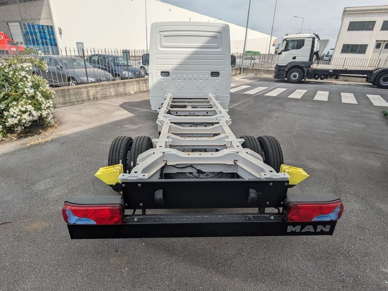 AUTOTELAIO LUNGO RUOTE GEMELLATE TGE 5.160 4X2 SB - Грузовик-шасси: фото 3 AUTOTELAIO LUNGO RUOTE GEMELLATE TGE 5.160 4X2 SB - Грузовик-шасси: фото 3