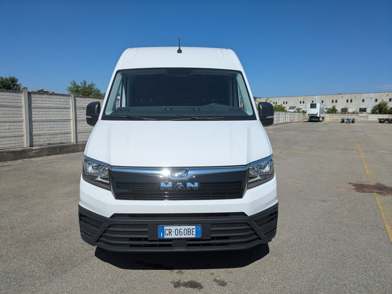 FURGONE MAN TGE TETTO ALTO CORTO MAN TGE 3.140 - 2023 - 72000 km - Цельнометаллический фургон: фото 3 FURGONE MAN TGE TETTO ALTO CORTO MAN TGE 3.140 - 2023 - 72000 km - Цельнометаллический фургон: фото 3