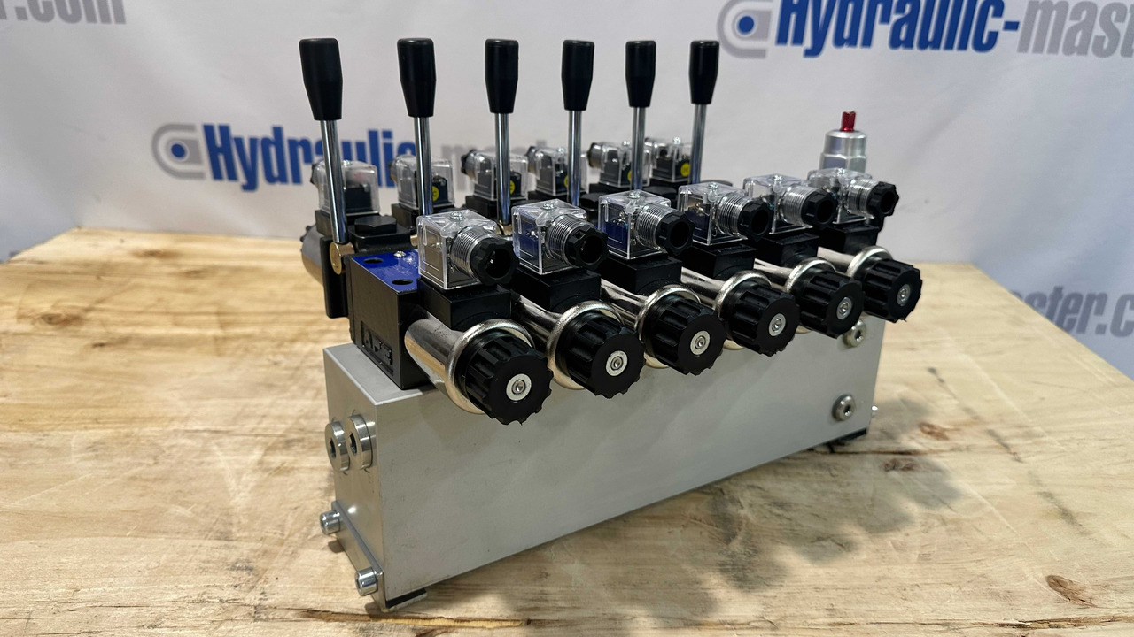 Строительная техника Proportional Valve Cetop valve 6 functions 16GPM 60 l/min + Scanreco G2B Radio Remote and manual operation: фото 12 Строительная техника Proportional Valve Cetop valve 6 functions 16GPM 60 l/min + Scanreco G2B Radio Remote and manual operation: фото 12