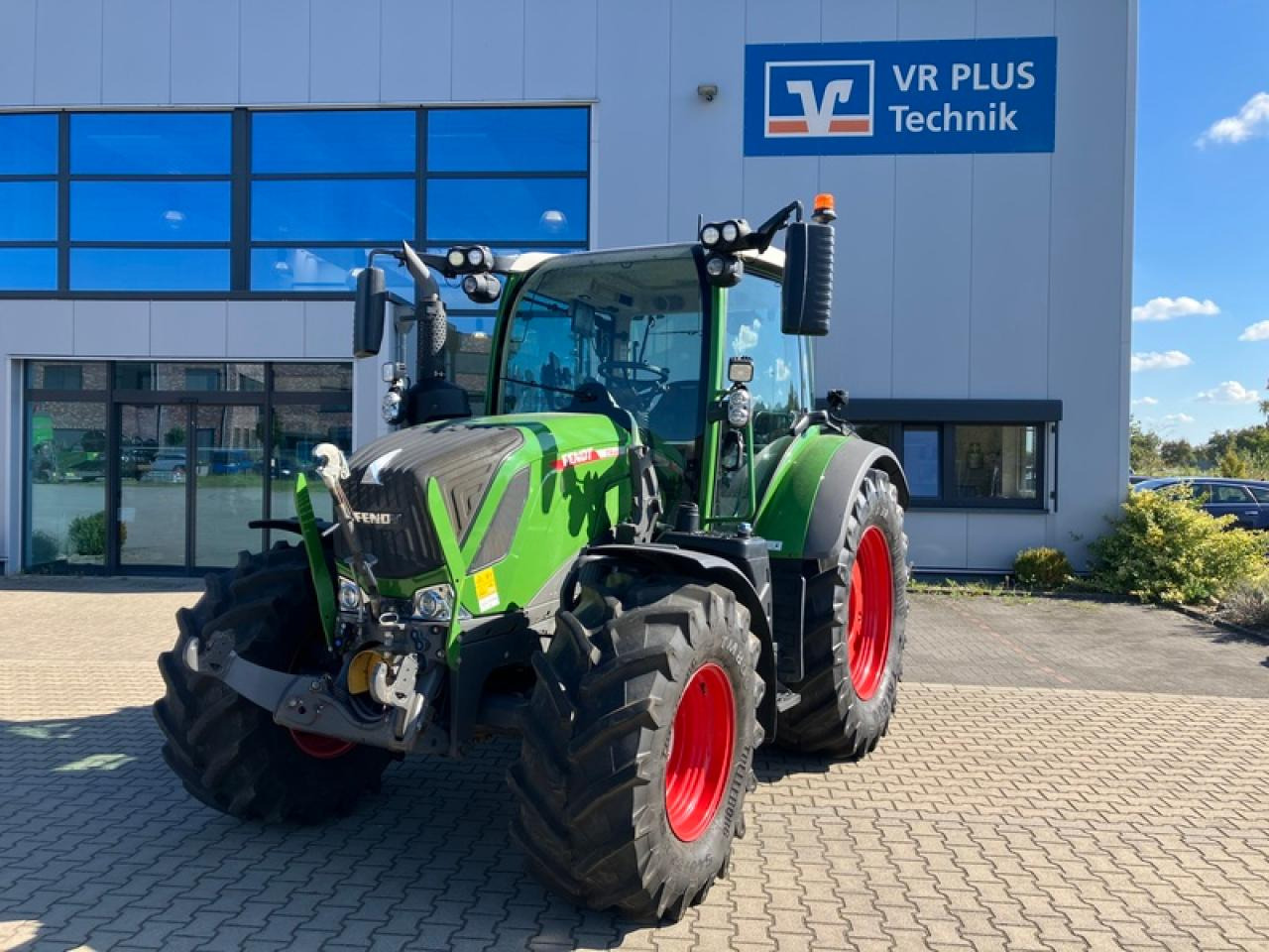Fendt VARIO 314 GEN 4 // RTK - Трактор: фото 1 Fendt VARIO 314 GEN 4 // RTK - Трактор: фото 1