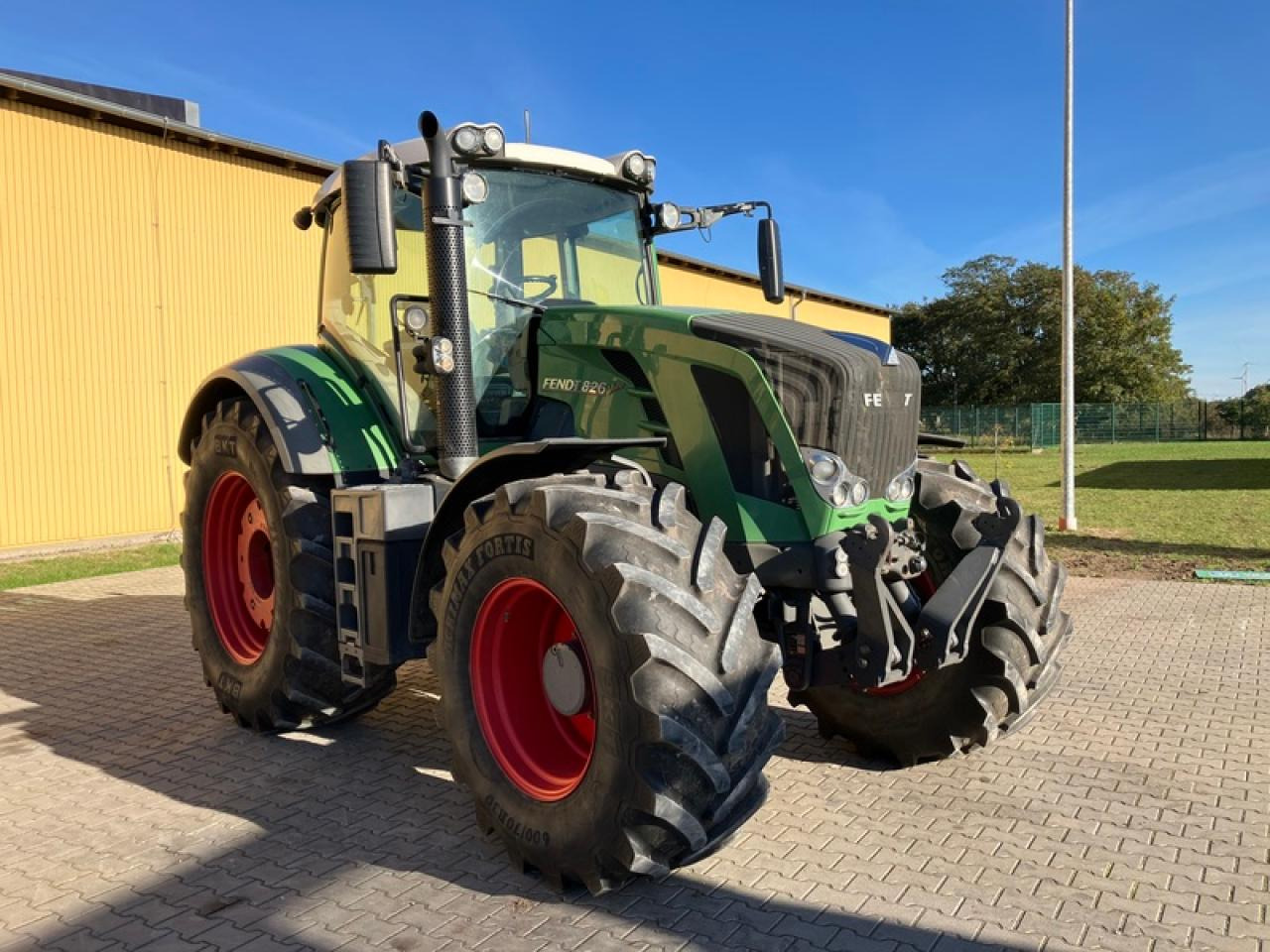 Fendt VARIO 826 - Трактор: фото 5 Fendt VARIO 826 - Трактор: фото 5