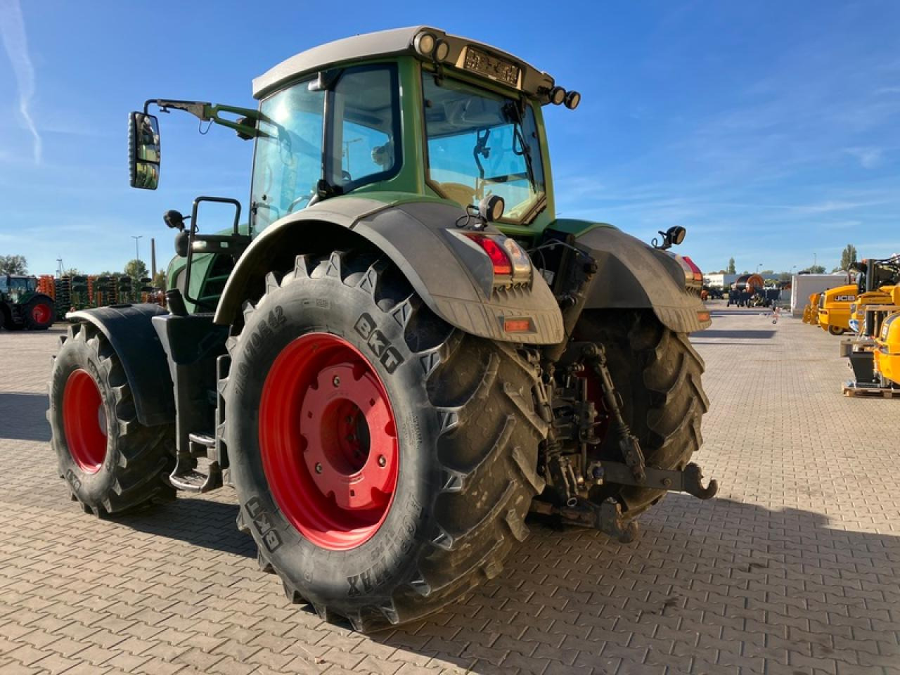 Fendt VARIO 826 - Трактор: фото 3 Fendt VARIO 826 - Трактор: фото 3