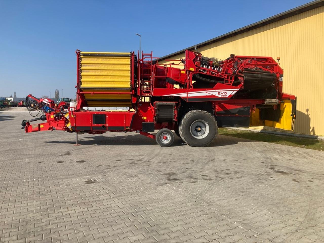 Grimme EVO 280 NONSTOP-BUNKER - Картофелеуборочный комбайн: фото 2 Grimme EVO 280 NONSTOP-BUNKER - Картофелеуборочный комбайн: фото 2