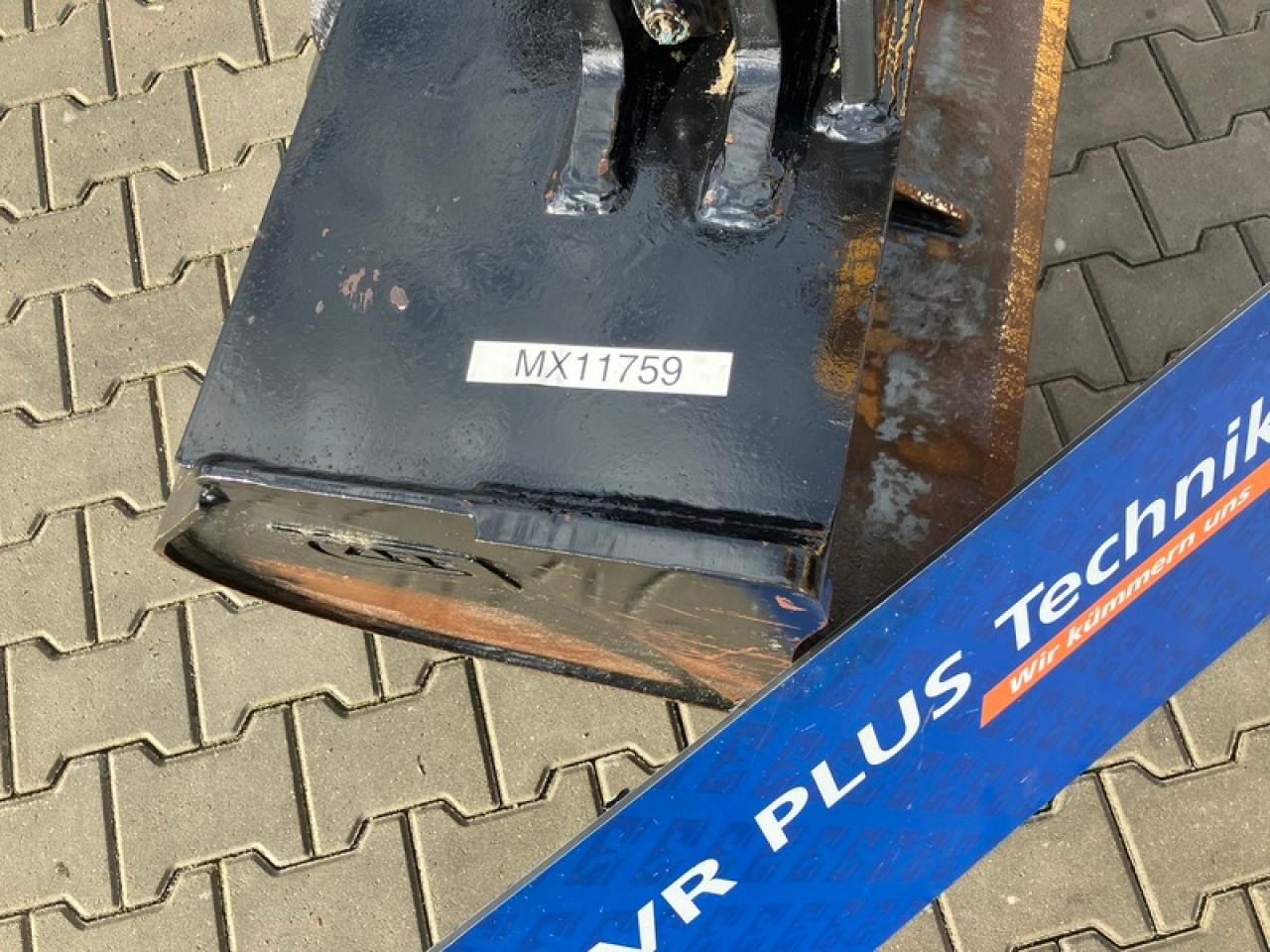 JCB GRL180 - Ковш: фото 2 JCB GRL180 - Ковш: фото 2